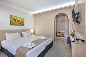 Atrion Hotel