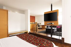 Bh la Quinta- Suites