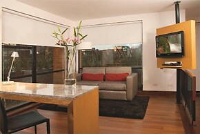 Bh la Quinta- Suites