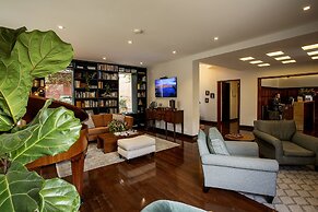 Bh la Quinta- Suites