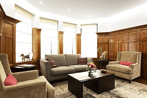 Bh la Quinta- Suites