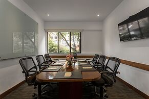 Bh la Quinta- Suites