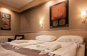 Vineyard Inn