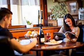 Vineyard Inn
