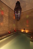 Riad O2