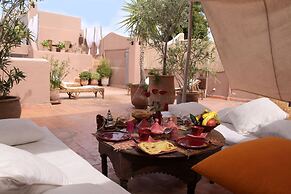 Riad O2
