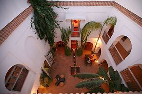 Riad O2