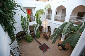 Riad O2