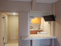 Bristol Hotel & Apartments