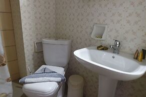 Bristol Hotel & Apartments