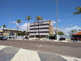 Simas Praia Hotel