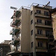 Pella Inn Hostel