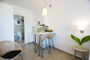 Mirabella Apartments