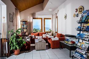 Mirabella Apartments