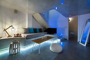 Nefeli Homes - Adults Only