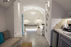 Nefeli Homes - Adults Only