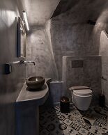 Nefeli Homes - Adults Only