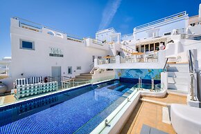 Nefeli Homes - Adults Only