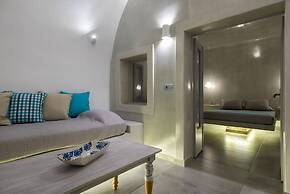 Nefeli Homes - Adults Only