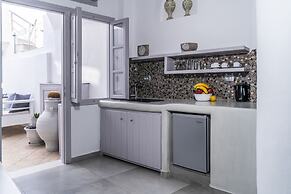 Nefeli Homes - Adults Only