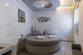 Nefeli Homes - Adults Only