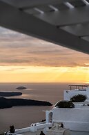 Nefeli Homes - Adults Only