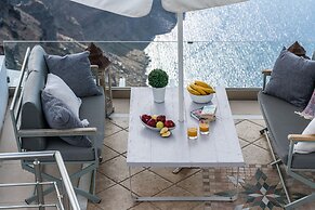 Nefeli Homes - Adults Only