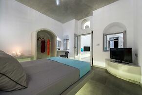 Nefeli Homes - Adults Only