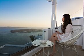 Nefeli Homes - Adults Only