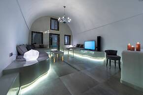 Nefeli Homes - Adults Only