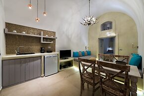 Nefeli Homes - Adults Only