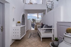 Nefeli Homes - Adults Only