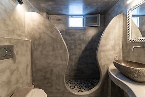 Nefeli Homes - Adults Only