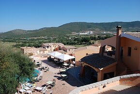 Albergo Residenziale Li Troni