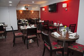 Ramada by Wyndham Cambridge