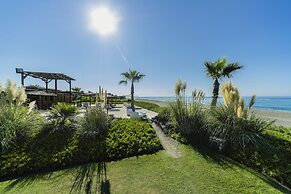 Impressive Playa Granada Golf