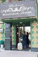 Weekend Boutique Hotel