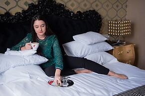 Weekend Boutique Hotel