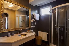 Weekend Boutique Hotel