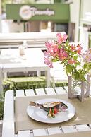 Weekend Boutique Hotel