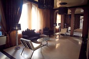 Weekend Boutique Hotel