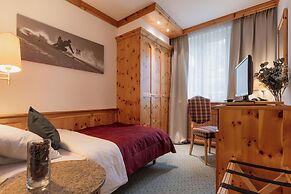 Arosa Alpine Club - Adults Only