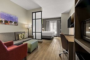 Comfort Suites Charleston West Ashley