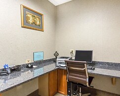 Comfort Inn And Suites