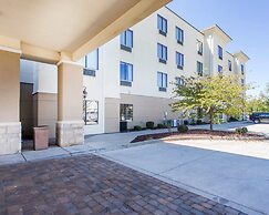Comfort Inn And Suites