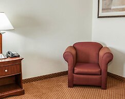 Comfort Suites near Indianapolis Airport