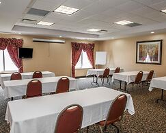 Comfort Suites near Indianapolis Airport