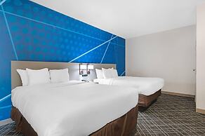 Comfort Suites near Indianapolis Airport