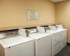 Comfort Suites near Indianapolis Airport