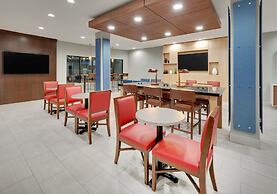 Holiday Inn Express & Suites San Antonio NW near SeaWorld by IHG